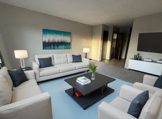 8254 S 48th St APT 7, Omaha, NE 68157