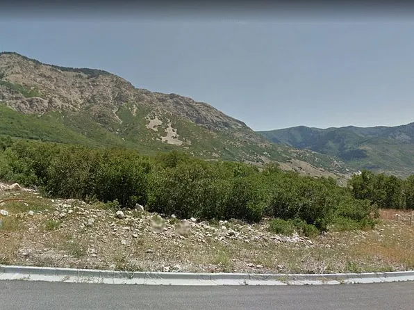 4014 N Dillon Way, North Ogden, UT 84414