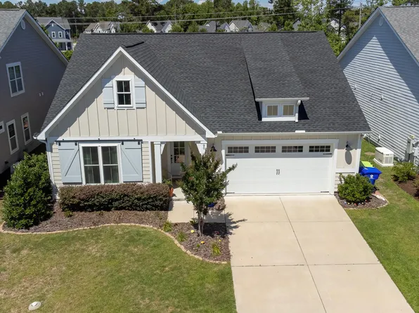 90 N Lamplighters Walk, Hampstead, NC 28443