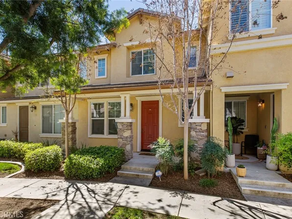 30505 Canyon Hills Dr, Lake Elsinore, CA 92532