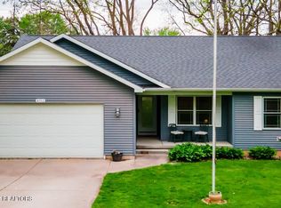 4152 W Willow Hwy, Lansing, MI 48917