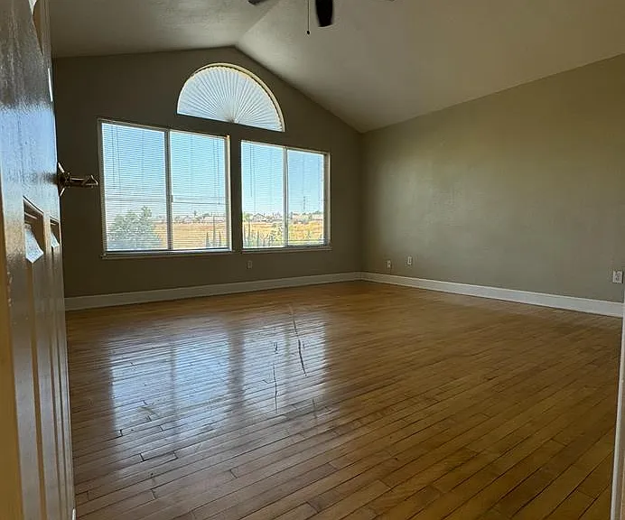 4009 Pillsbury Ct — Photo 16