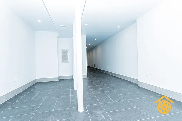 Rented by Reubel Group LLC | media 15