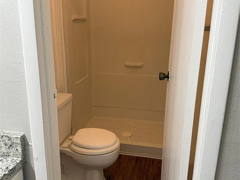 923 Carrell St #D — Photo 16