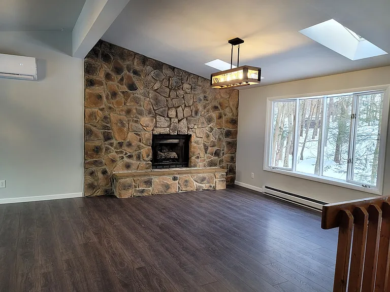 147 Winding Way — Photo 5