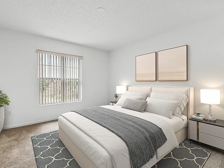 Bella Vista Apartments — Photo 33