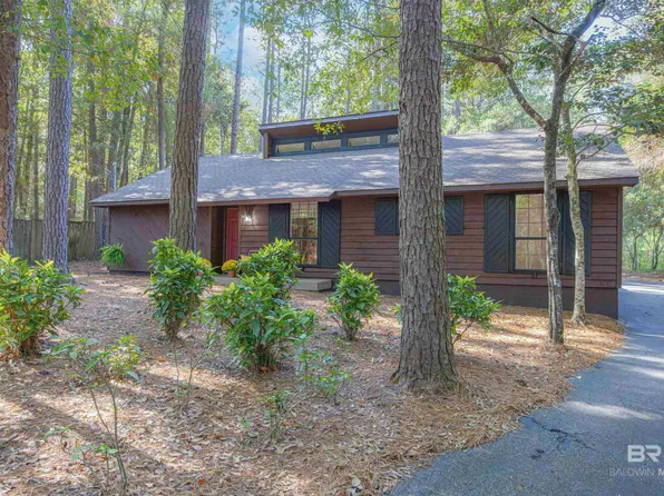 110 Chinquapin Cir, Daphne, AL 36526