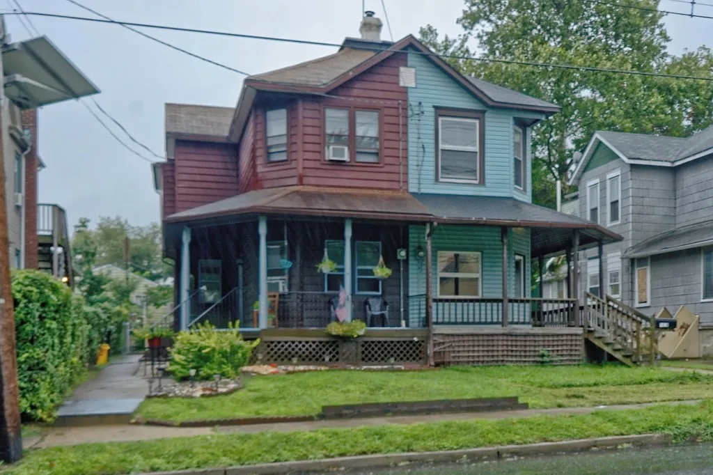 7420 River Rd photo 1