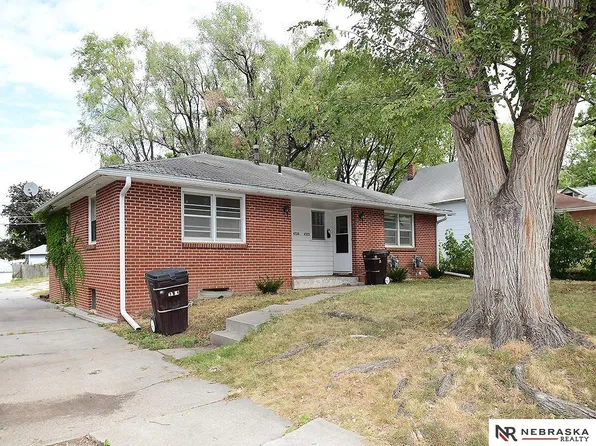 4320 M St, Lincoln, NE 68510