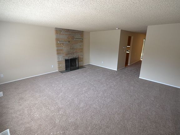 3rd image of 6511 190th St SW