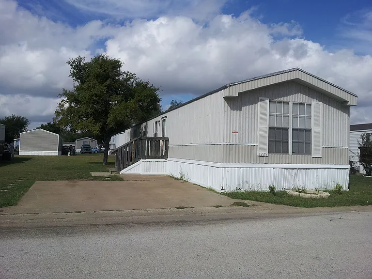 Lakewood Estates (TX) — Photo 33