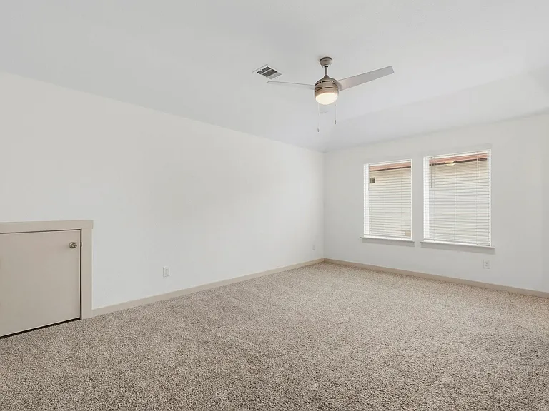 12515 Newport Arch Ln — Photo 21