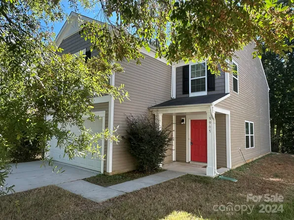 5907 Fazenda Dr, Charlotte, NC 28214