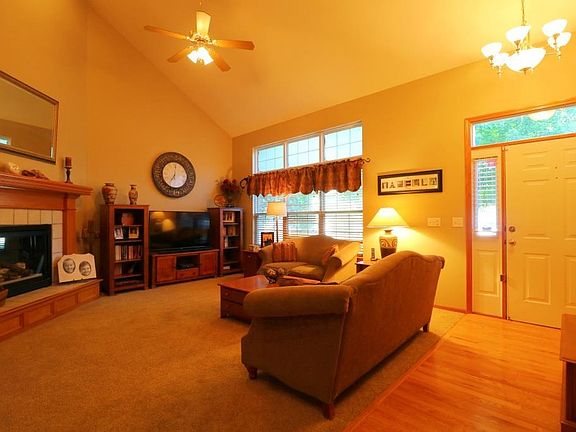 5th image of 2908 NE Weston Cir
