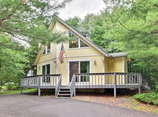 5106 Eagle Pl, Pocono Summit, PA 18346