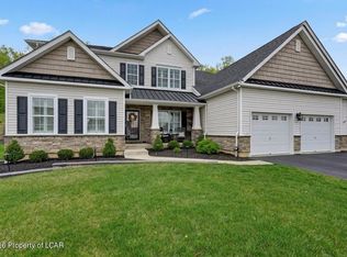 322 Long Run Rd, Drums, PA 18222