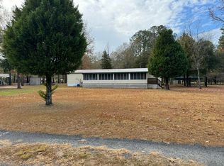 152 Caroline Dr, Cross, SC 29436