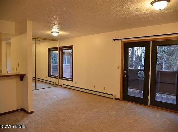 4th image of 227 Woodridge St APT 4