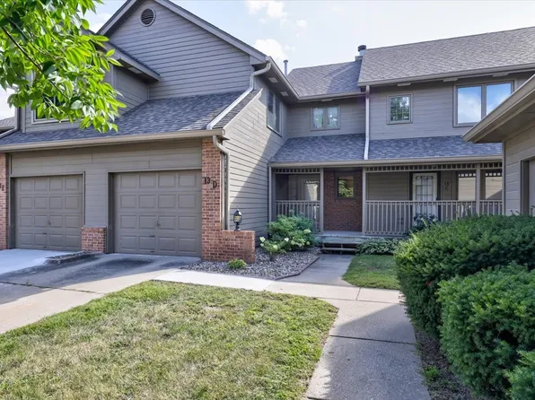 1070 50th St Unit 13D, West Des Moines, IA 50266