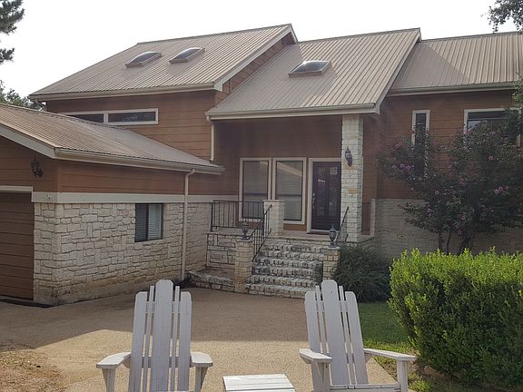 3rd image of 22012 Briarcliff Dr