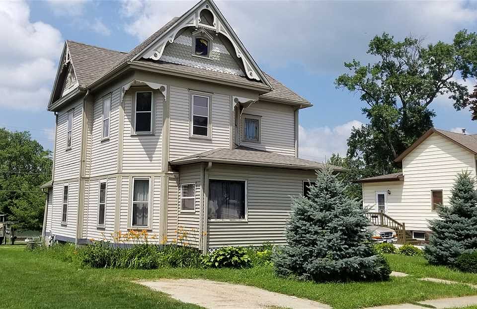 1st image of 507 3rd St