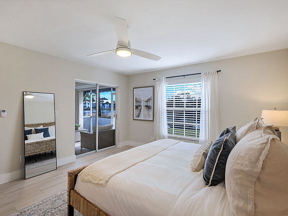 3rd image of 828 Gulf Pavillion Dr #1