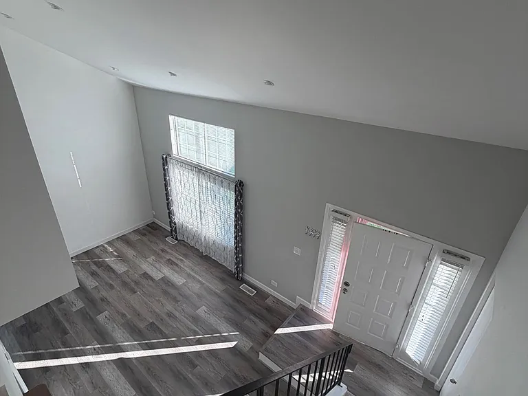 371 Wisteria Dr — Photo 4
