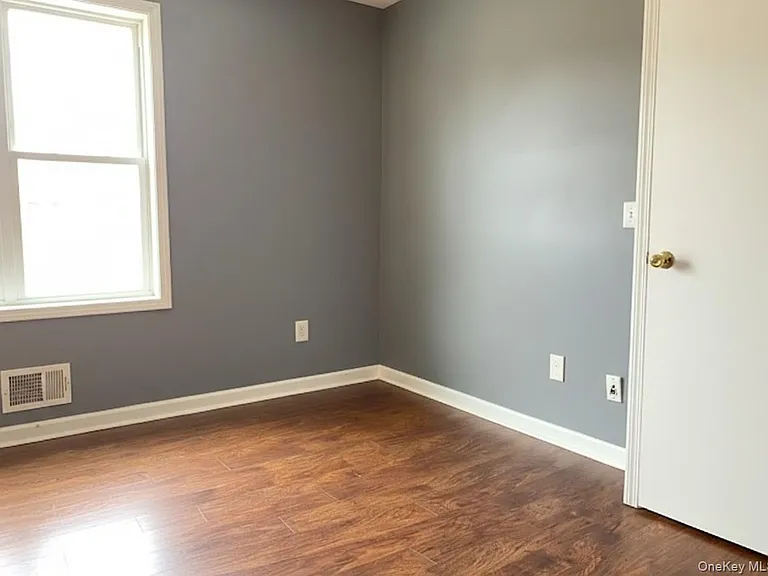 10 State St #2 — Photo 12