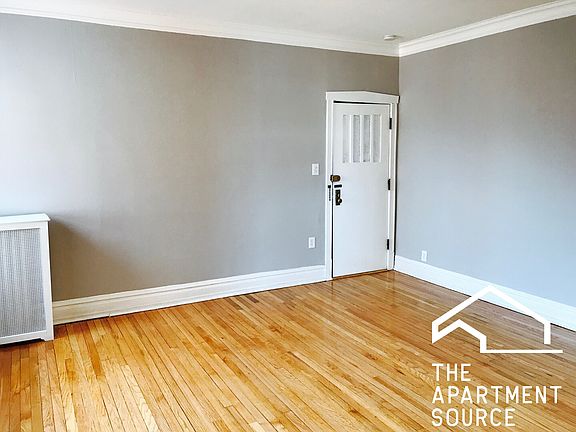 5th image of 3932 N Keeler Ave #1C