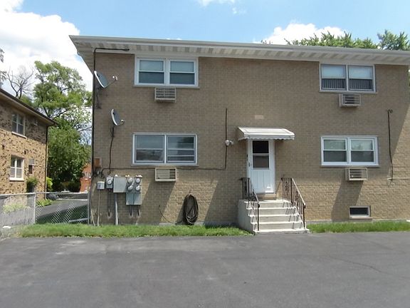 3rd image of 4512 Park Ave APT 2B