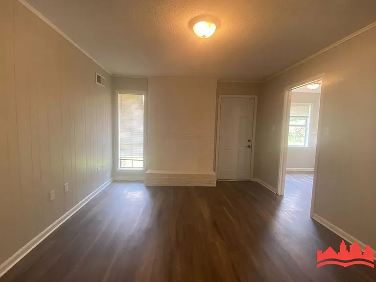 8743 Greenbrook Pkwy — Photo 6