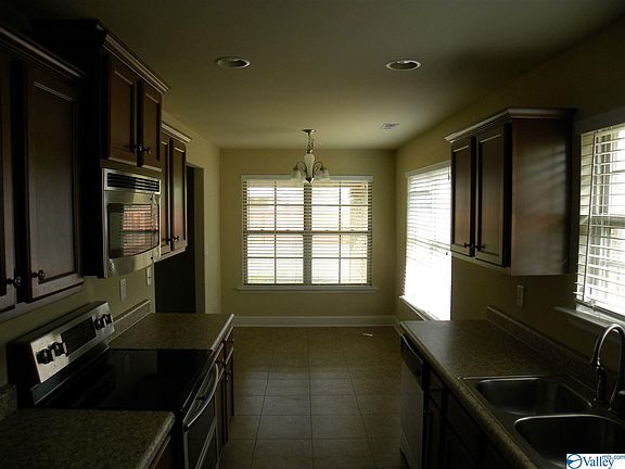3rd image of 708 Oak Cove Ln NW