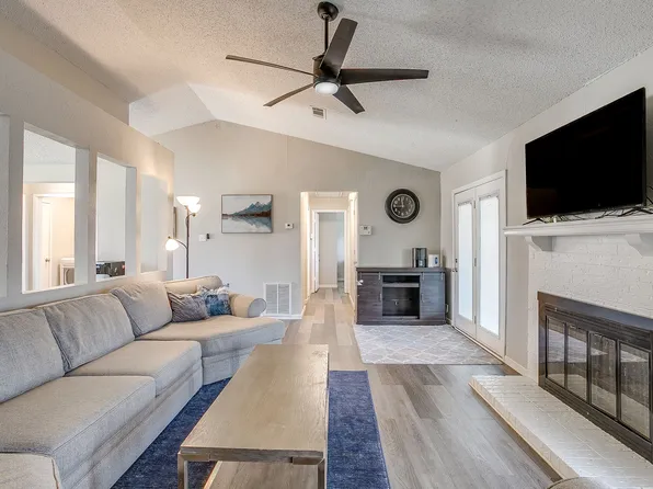 7312 Strawberry Way, Fort Worth, TX 76137