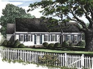 1 Emmons Rd, Kennebunk, ME 04043