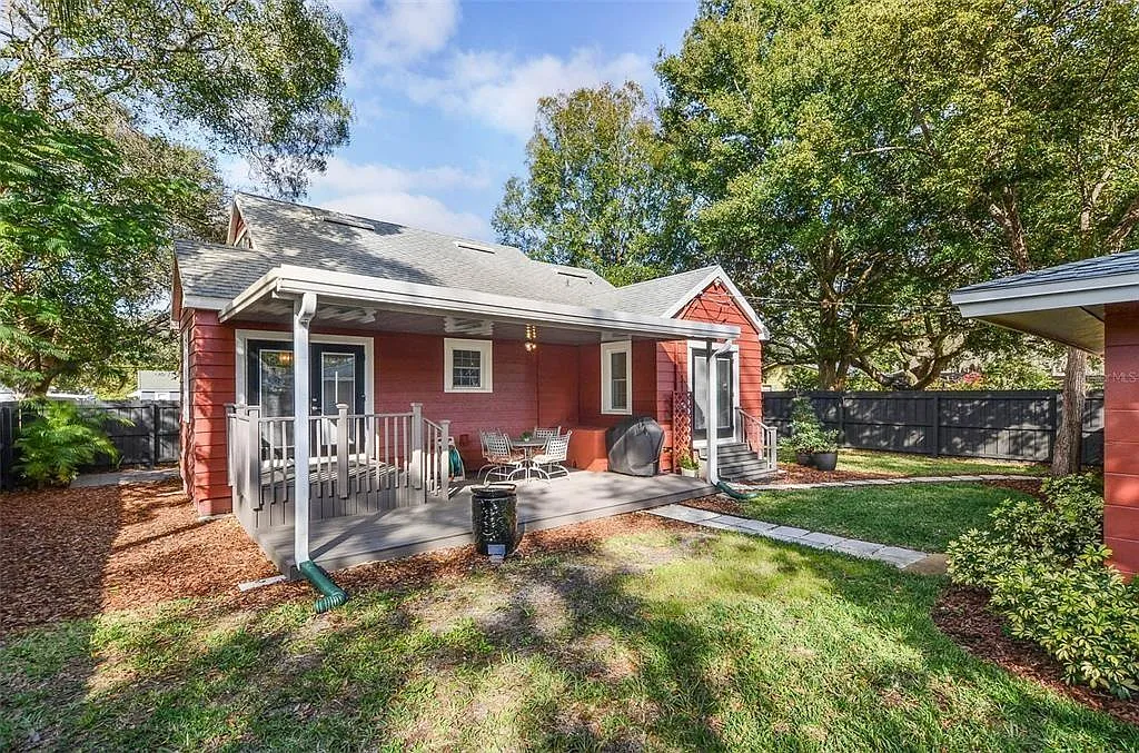 3 bed, 1380 sqft, $3,175 — Photo 4