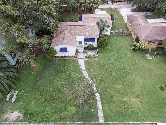 3rd image of 4732 2nd Ave S