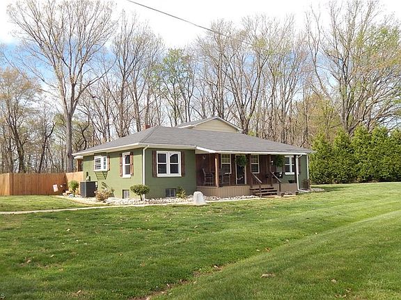 2nd image of 207 Hersey Collins Rd