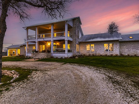 5th image of 2424 Rolling Ridge Rd