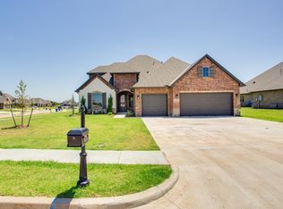 4925 Deerfield Cir, Enid, OK 73703