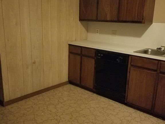 5th image of 408 N 6th St