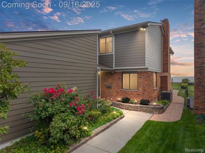 22516 Beach St, Saint Clair Shores, MI, 48081