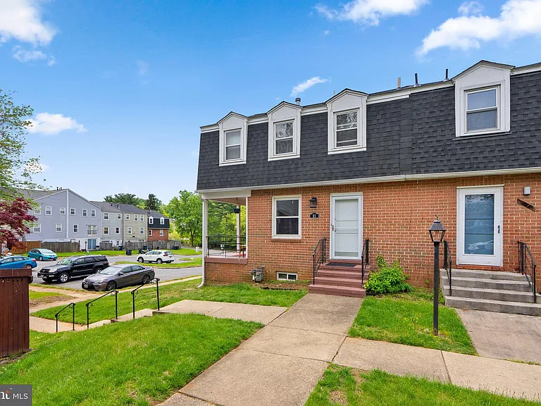 81 Watkins Park Dr #41 — Photo 1