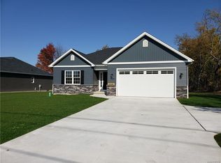 880 Losson Rd, Buffalo, NY 14227