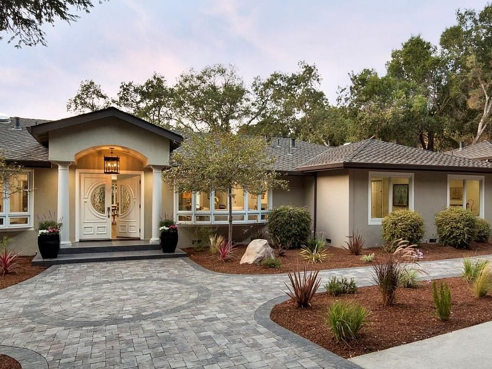 1st image of 13482 La Cresta Dr