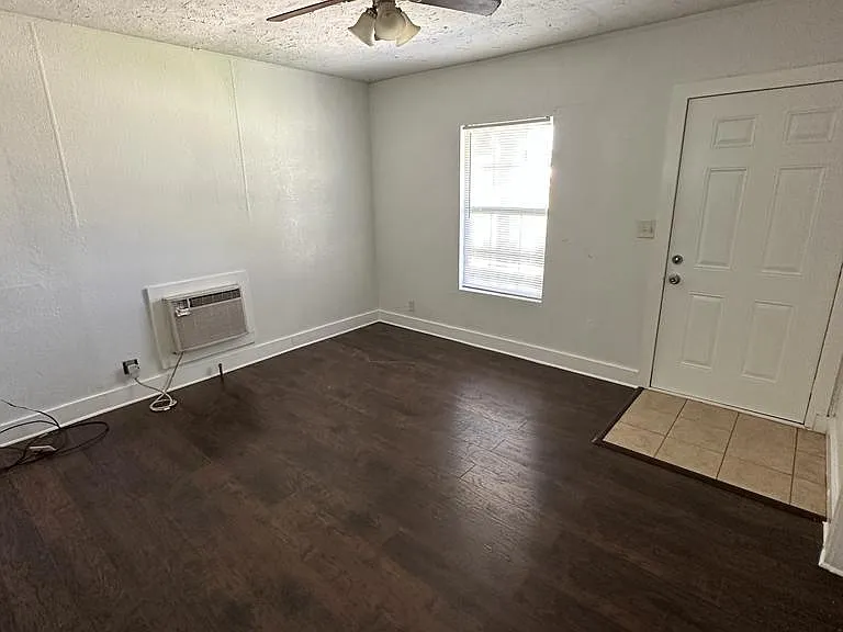 1602 NW 16th St — Photo 16