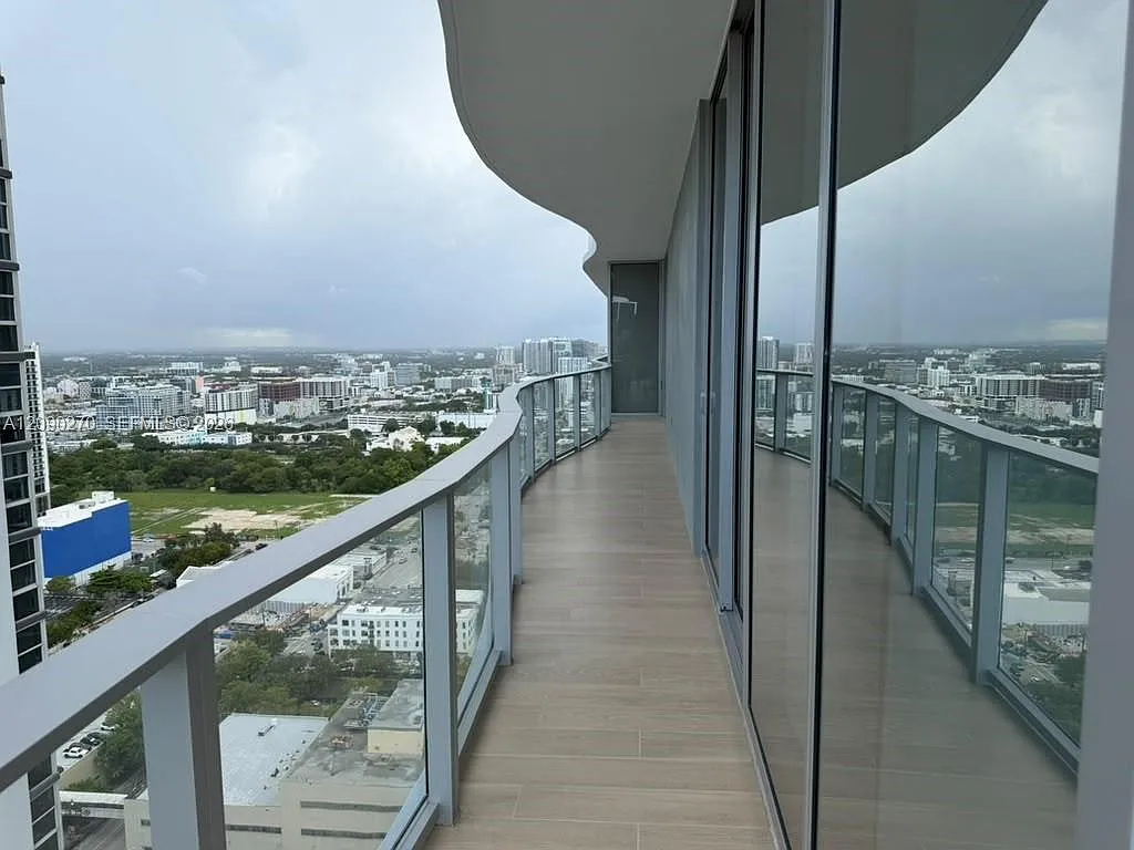 1400 Biscayne Blvd — Photo 3