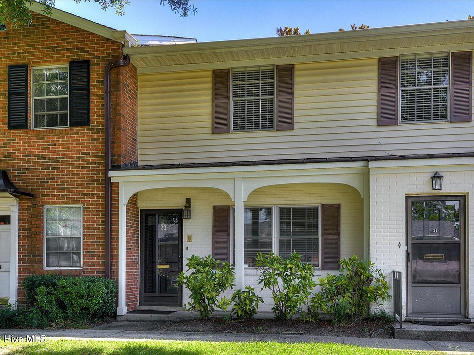 1st image of 2846 Walton Way #23