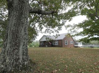 1032 Oak Grove Rd, Dickson, TN 37055