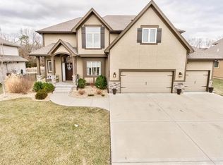 9309 N Dawn Ave, Kansas City, MO 64154
