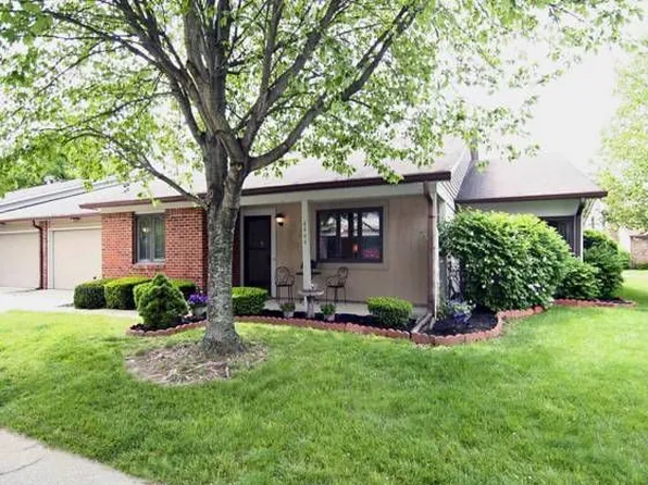 8444 S Chapel Pines Dr, Indianapolis, IN 46234